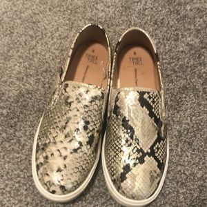 Snakeskin print slip on shoes